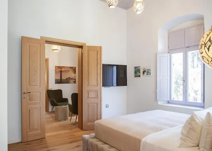 Aylin Executive 住宿加早餐酒店 4*